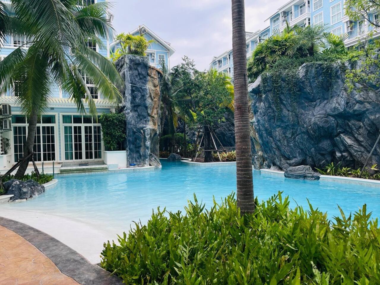 Grand Florida芭提雅带免费游泳池温泉和健身房和办公区水上花园公寓e208 Наджомтьєн Екстер'єр фото