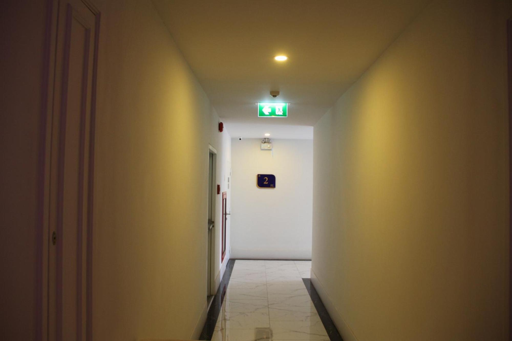 Grand Florida芭提雅带免费游泳池温泉和健身房和办公区水上花园公寓e208 Наджомтьєн Екстер'єр фото