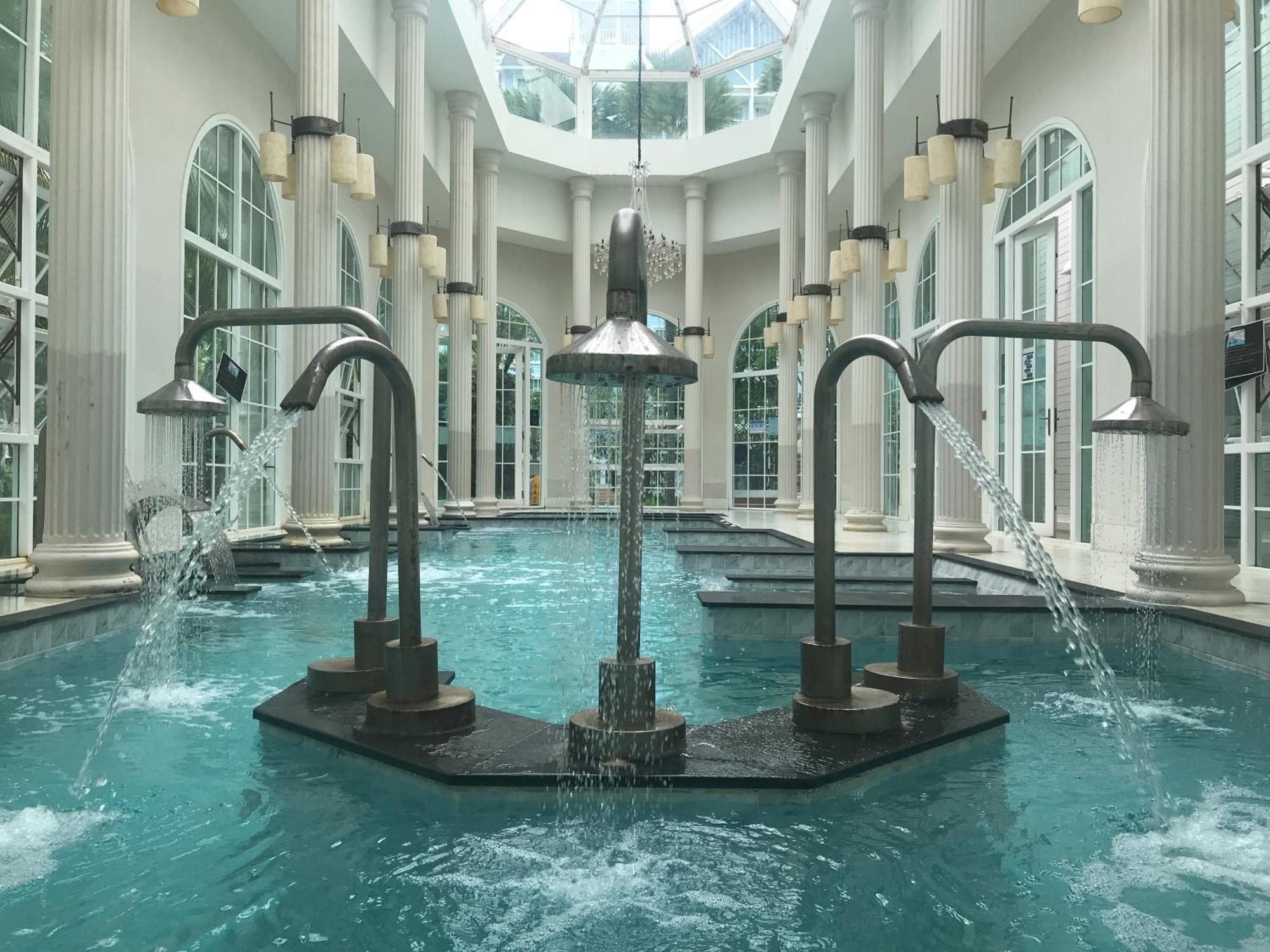 Grand Florida芭提雅带免费游泳池温泉和健身房和办公区水上花园公寓e208 Наджомтьєн Екстер'єр фото